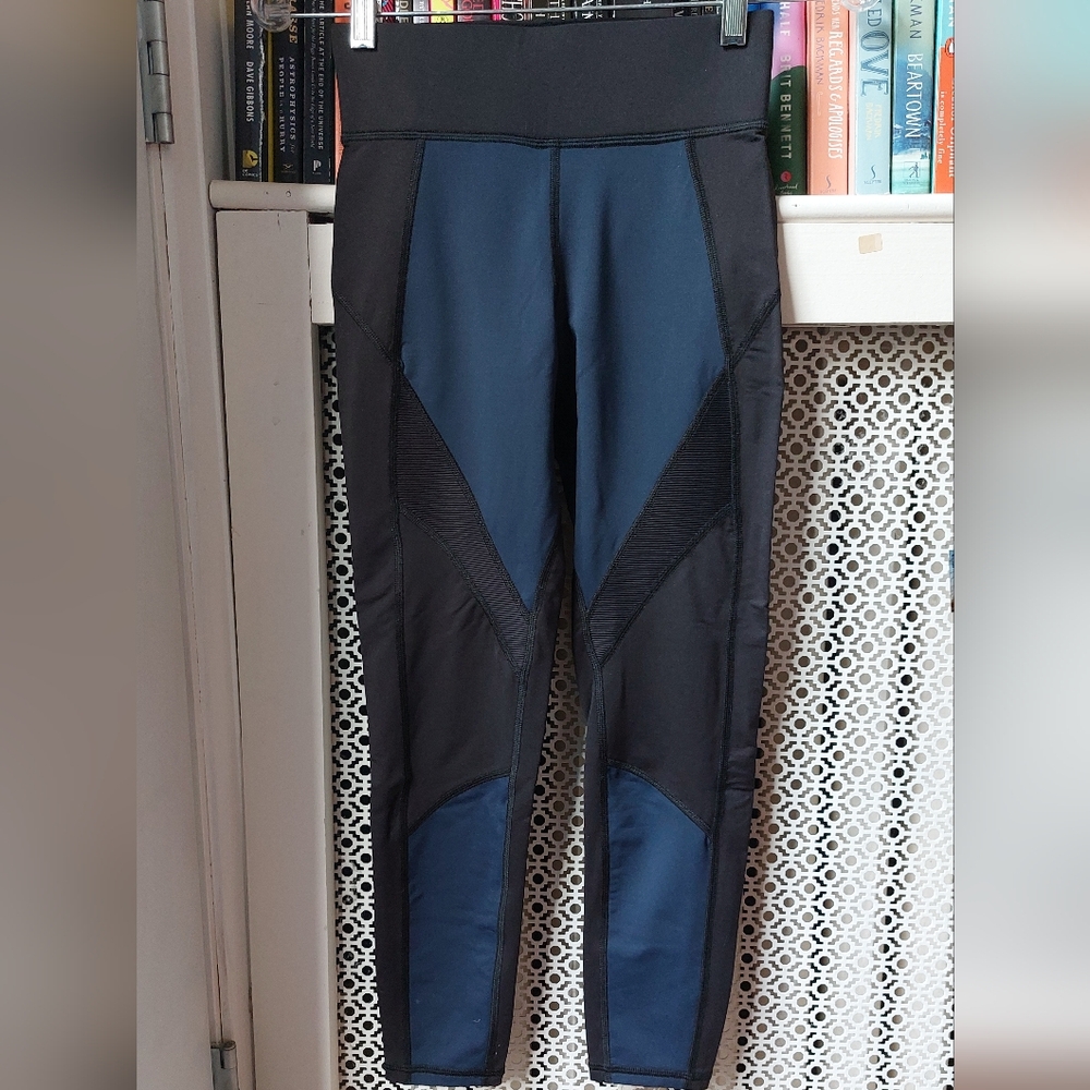 Black and Blue Athletic Leggings